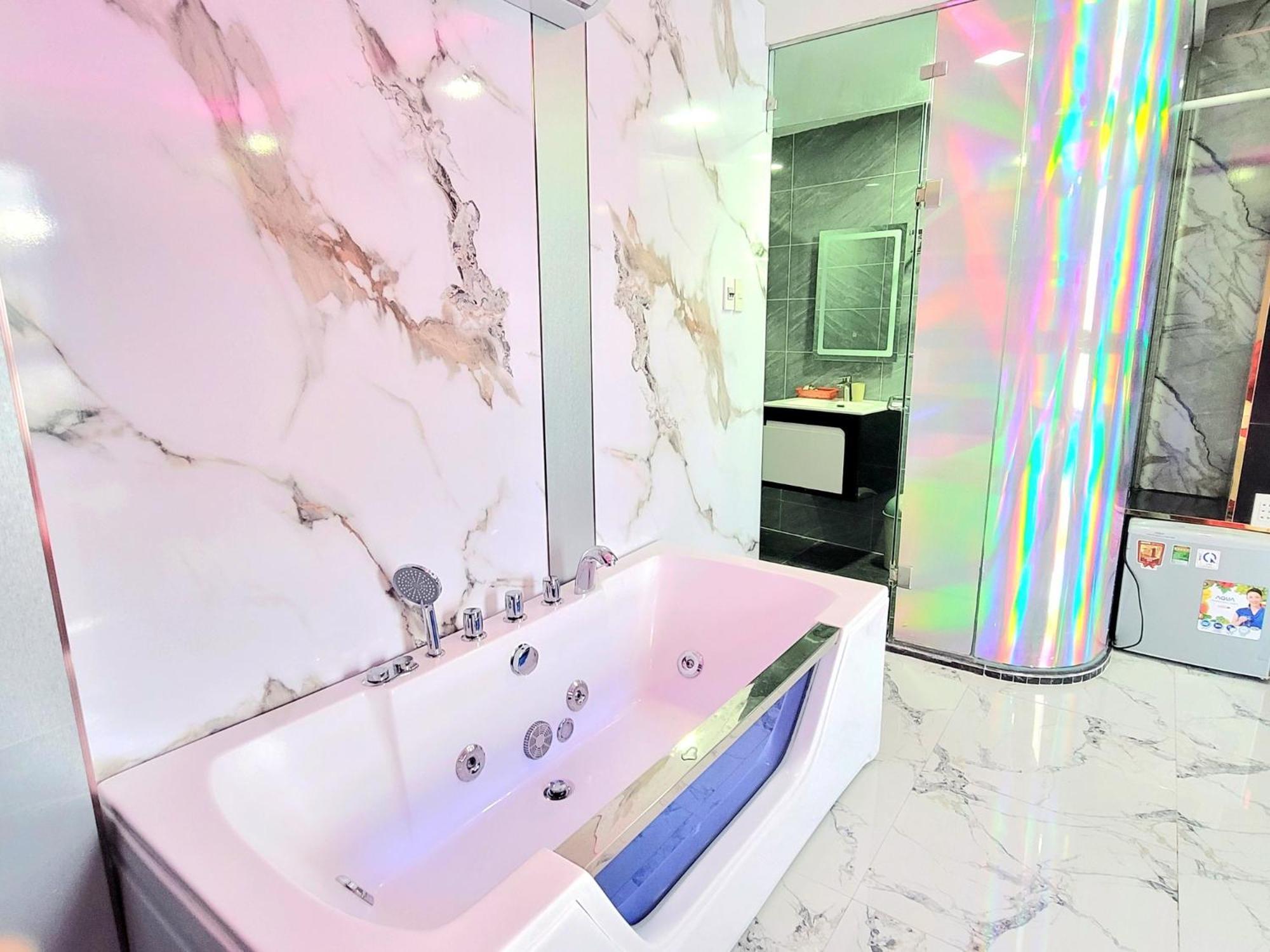 レッドドアーズ ニア ジャディン インターナショナル ホスピタル 4 ホーチミン市 部屋 写真